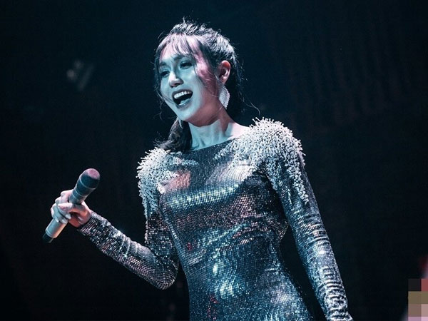 Lynk Lee: Cắt yết hầu, 2 lần phẫu thuật đầy đớn đau tìm lại chính mình sau 30 năm sống cuộc đời của 1 người khác