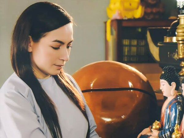 Phía Phi Nhung bất ngờ thông báo tình trạng sức khỏe của nữ ca sĩ sau gần 1 tháng điều trị Covid-19