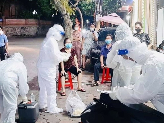 Thêm 23 ca mắc Covid-19, Hà Nam khẩn cấp lập chốt, tiêm vắc xin cả ngày lẫn đêm
