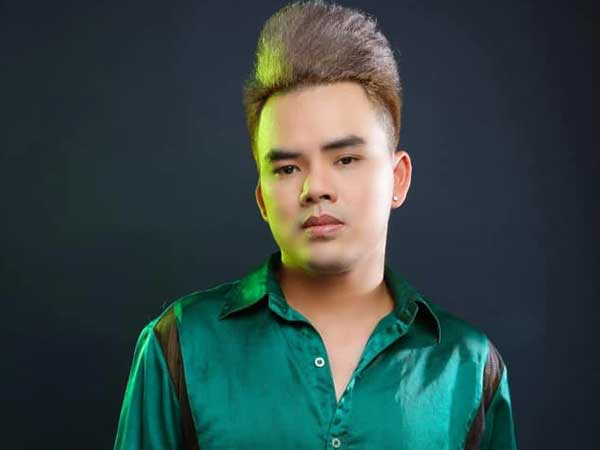 Nam ca sĩ từng 'bóc phốt' Phi Nhung bị chỉ trích vì bình luận công kích con nhỏ của nữ đại gia nổi tiếng