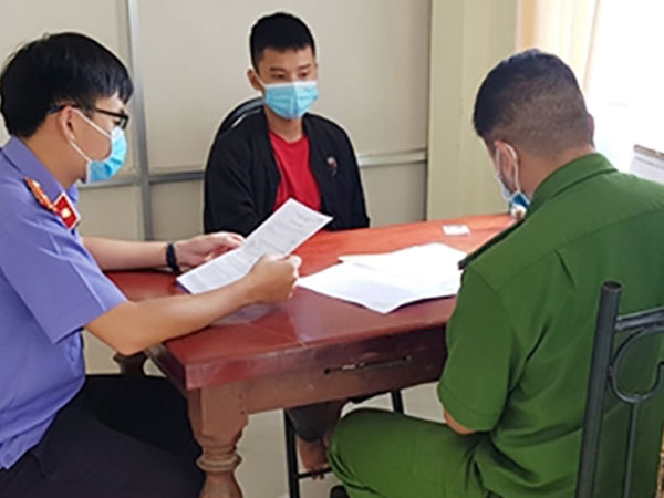 Thanh niên 19 đâm chết người vì nhớ lại thù cũ