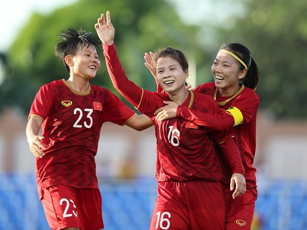 Tuyển nữ Việt Nam hoàn tất thủ tục cuối cùng, đá trận mở màn vòng loại Asian Cup tối nay