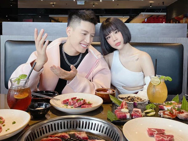 1 câu hỏi của Hòa Minzy đã vô tình hé lộ chuyện Anh Tú sống chung với LyLy, khiến chính chủ cũng phải 'câm nín'?