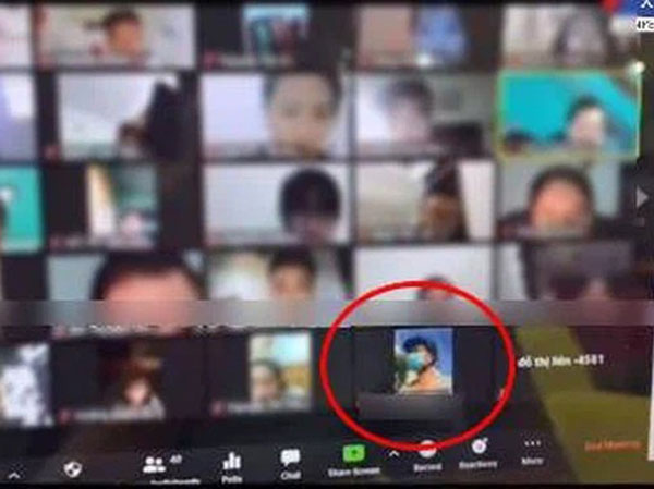 Đang học online thì mẹ bắt đi chợ, nam sinh có pha xử lý lầy đến mức cả lớp không tin nổi: Gì vậy trời?