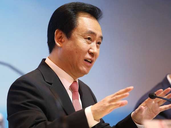 Ông chủ Evergrande: Từ tỉ phú giàu nhất châu Á đến khủng hoảng 'chúa chổm'