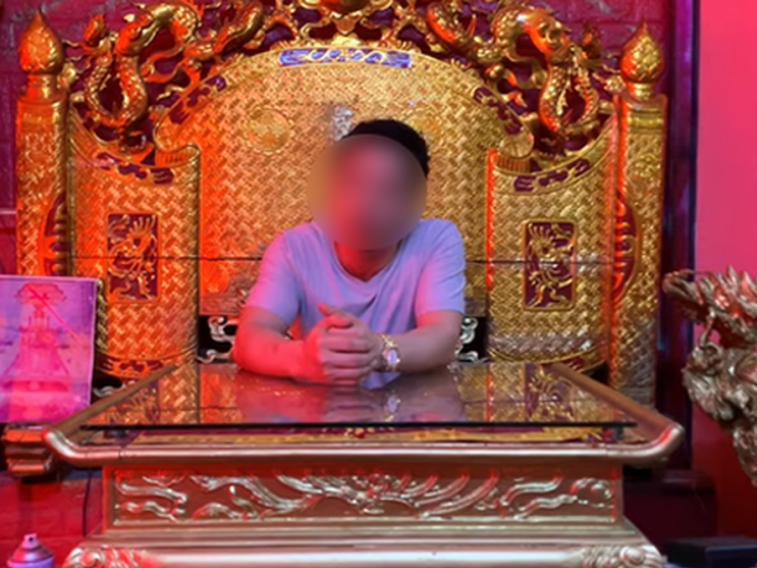 Hà Nội mời người tự xưng ‘Ngọc hoàng đại đế’ trấn yểm Covid-19 lên làm việc