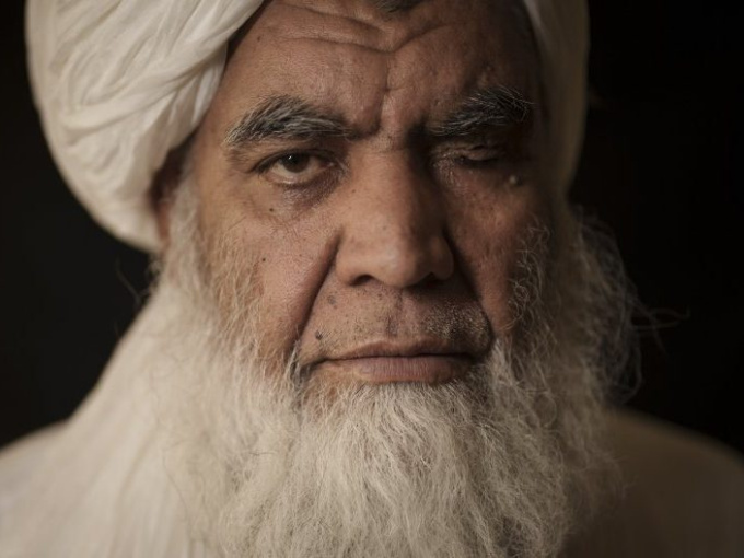 Thủ lĩnh Taliban tuyên bố khôi phục hình phạt chặt tay, tử hình