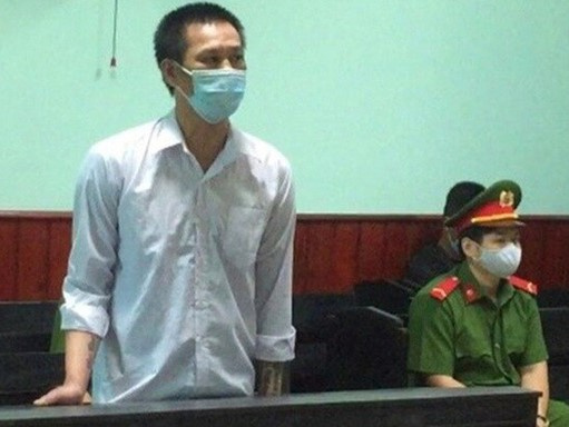 Sát hại vợ hờ bằng 13 nhát dao, đứng trước toà nói toàn lời yêu thương