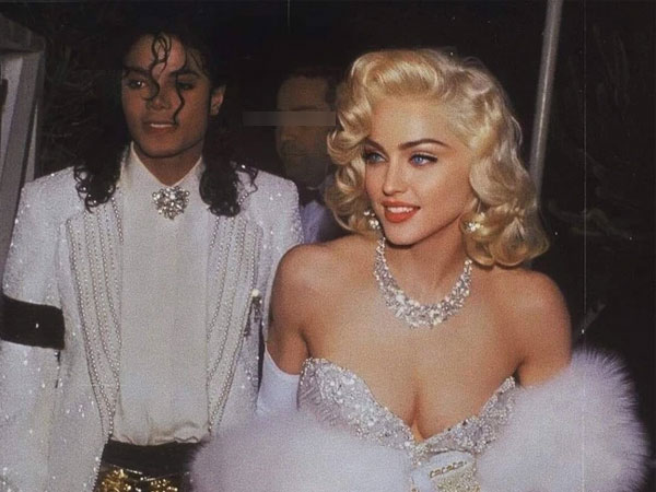 Bí mật chuyện tình ngắn ngủi của 'biểu tượng gợi cảm' Madonna và Michael Jackson: Tôi mất trí, điên cuồng vì anh ấy