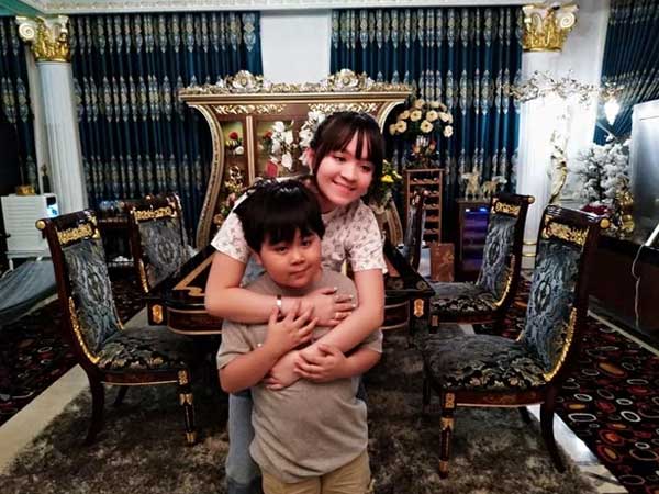 Thiếu gia Đại Nam tiết lộ mình đang bị ăn hiếp, tuyên bố ai dám đụng đến chị gái sẽ dùng 'biện pháp mạnh'