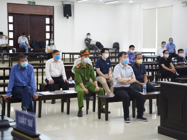 Xử vụ Ethanol Phú Thọ: Vì sao tòa không triệu tập ông Đinh La Thăng và Trịnh Xuân Thanh?