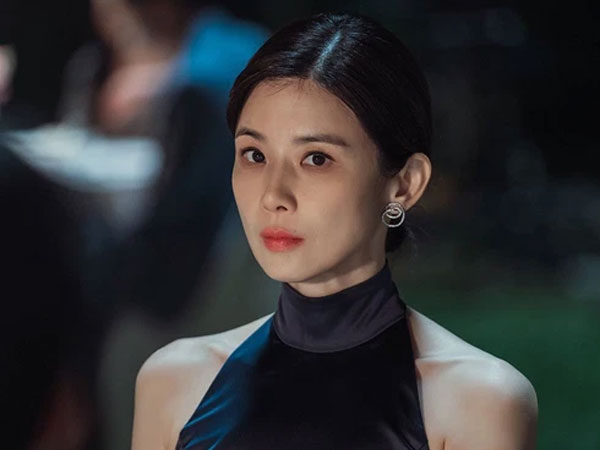 Chồng thuê chung cư đắt đỏ cho bồ, tôi đến tận nơi dúi vào tay 'tiểu tam' cuốn sổ khiến cô ta sợ hãi quỳ xin