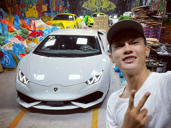Chủ showroom tiết lộ bất ngờ về cuộc mua bán Lamborghini gần 15 tỷ với chàng trai 23 tuổi: 'Chốt mua sau 1 cuộc gọi, hôm sau đã chuyển đủ tiền'