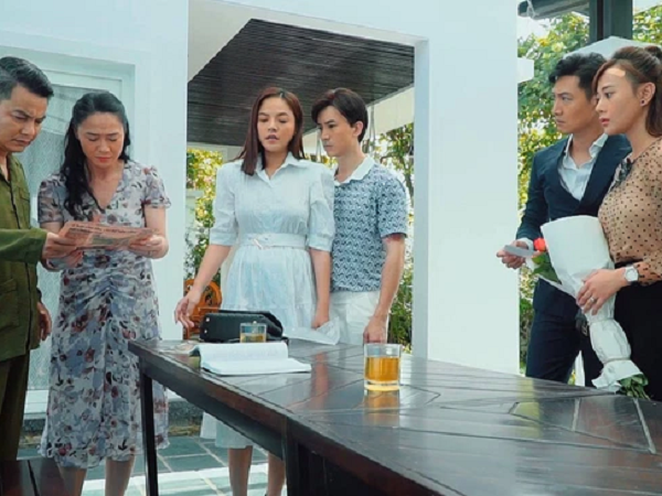 Hương vị tình thân: Ông Sinh vừa được minh oan thì Thy lật lại vụ án giết bố, khán giả mong sự thật bị phơi bày