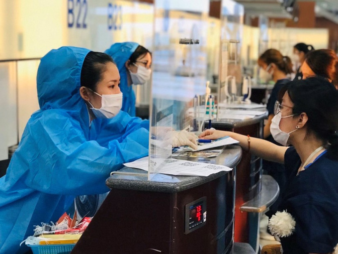 Hà Nội kiên quyết từ chối mở cửa sân bay Nội Bài, cục Hàng không kiến nghị 'không để mỗi địa phương áp dụng một kiểu'