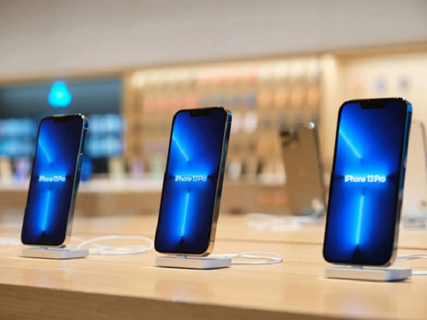 iPhone 13 'delay' cả tháng khắp Á, Âu hoá ra vì thiếu một linh kiện quan trọng sản xuất tại Việt Nam