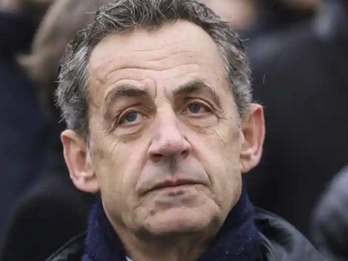 Cựu Tổng thống Pháp Nicolas Sarkozy bị kết án