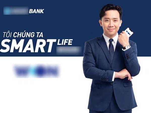 1 ngân hàng quốc tế đã tháo hình ảnh Trấn Thành làm đại diện sau bão sao kê 1000 tờ?