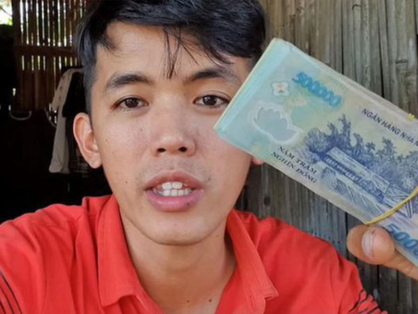 Sau 2 năm, 'YouTuber nghèo nhất Việt Nam' kiếm được 2,5 tỷ đồng từ YouTube?