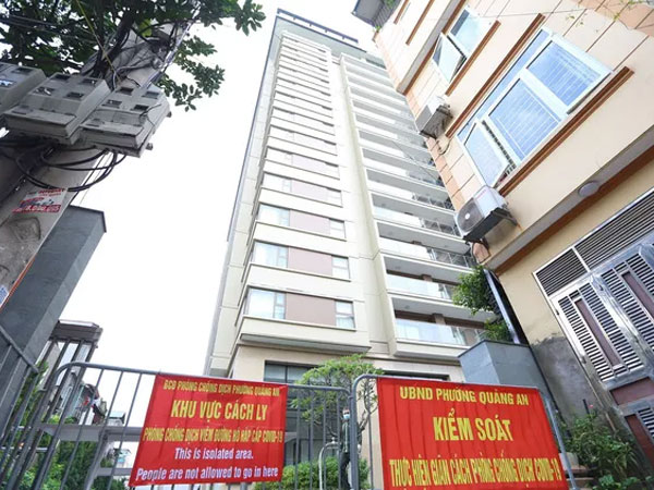 Hà Nội phong tỏa nhiều nơi do liên quan đến các ca nhiễm COVID-19 chưa rõ nguồn lây