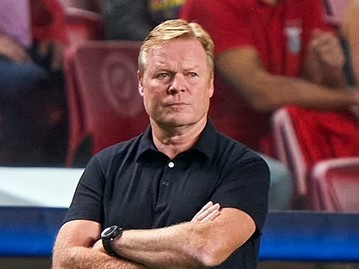 Các giám đốc Barca họp đến 4h sáng để chuẩn bị sa thải Koeman