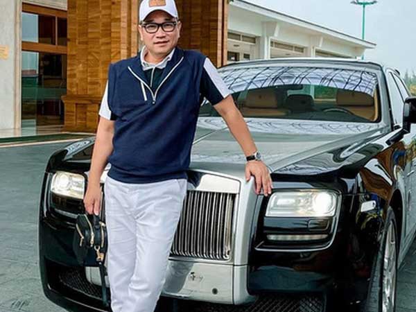 Đại gia veston tuyển tài xế Rolls-Royce lương 14 triệu, hộ khẩu Hà Nội, làm 10 tiếng/ngày, CĐM thốt lên: ‘Quá áp lực, có sao bán nhà không đền nổi’