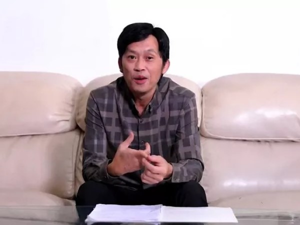 Nghệ sĩ 'mất nhiều thứ' sau chuyện lùm xùm làm từ thiện