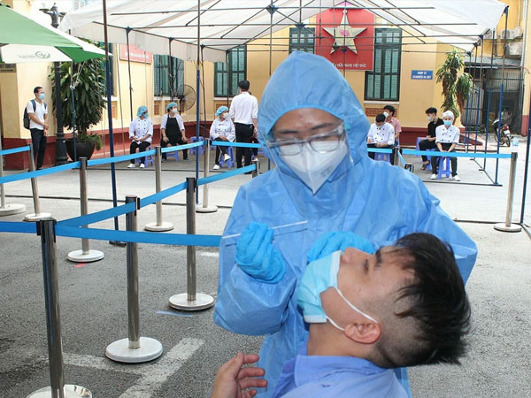 Trưa 2/10, Hà Nội thêm 2 F0 là nhân viên BV Việt Đức, 'ổ dịch' ghi nhận tổng 28 ca