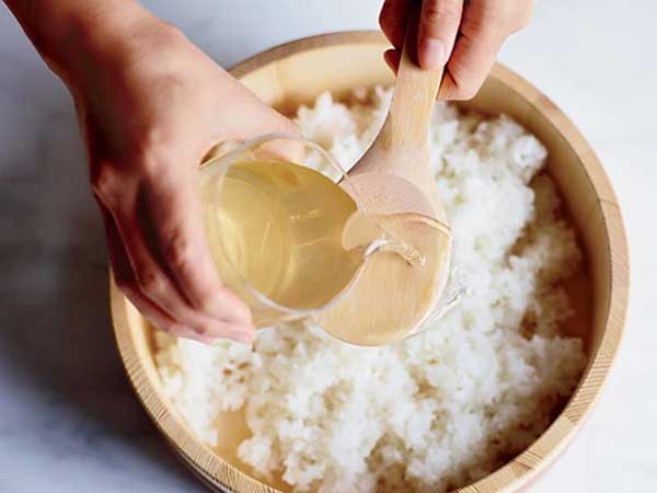 Thứ nước giúp hạ đường huyết, tránh béo phì mà người Nhật thường dùng để nấu cơm, ở Việt Nam bán rất rẻ mà không biết