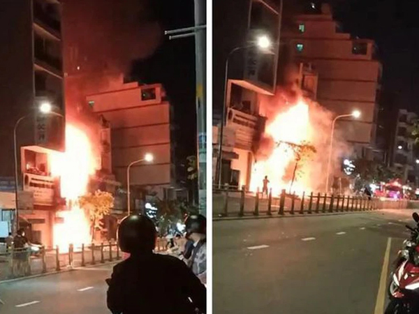 Vụ cháy 2 căn nhà sát nhau sau tiếng nổ 'khủng khiếp': Cảnh sát tìm thấy 1 người tử vong bên trong