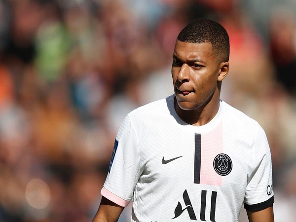 Mbappe lần đầu lên tiếng về tương lai, phủ nhận 7 lần từ chối gia hạn hợp đồng với PSG