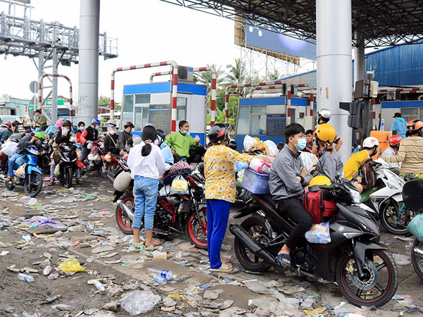 An Giang đón hơn 17.700 người hồi hương, các cơ sở cách ly đang quá tải: Sàng lọc ban đầu ghi nhận 30 người dương tính với SARS-CoV-2