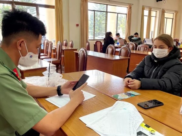 Bắt 'nữ quái' cầm đầu nhóm lừa đảo bán hàng nông sản Đà Lạt trên mạng xã hội Facebook