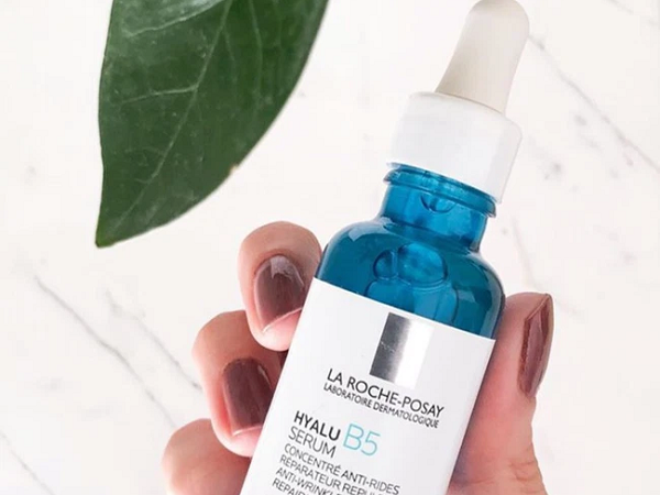 7 lọ serum cấp ẩm đáng sắm nhất 2021 vì khả năng bơm da căng 'mướt mượt'