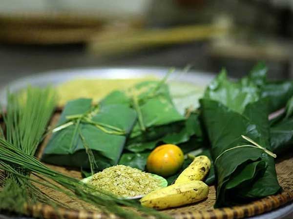 Cốm cuối mùa, ai cũng muốn tranh thủ ăn nhưng ăn sao vừa tốt cho sức khỏe, da lại mịn đẹp thì ít ai nắm rõ 'chiêu' này