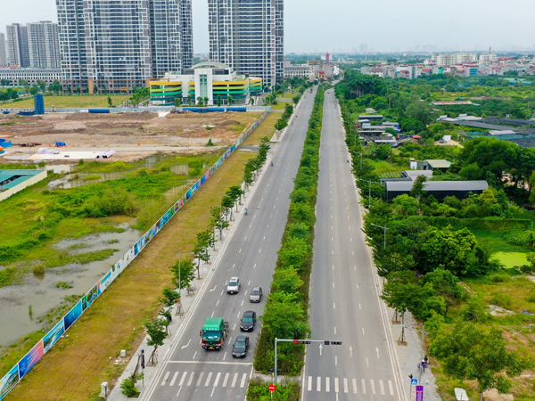 Hàng loạt tuyến đường xây mới bề thế đẹp như ở 'châu Âu'- giúp huyện ngoại thành thủ đô lột xác bất ngờ trước khi lên quận
