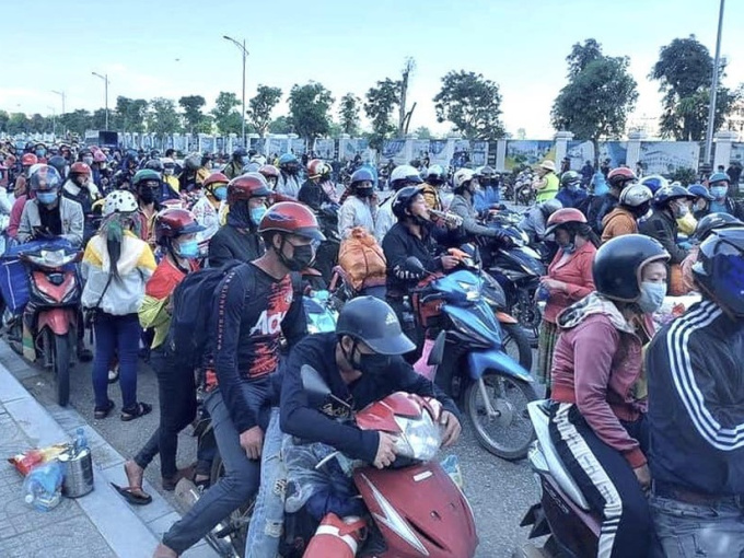 3 ngày gần 7000 người về quê tránh dịch, Nghệ An hỏa tốc mở khu cách ly