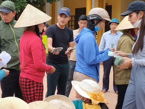 Chính quyền Hà Tĩnh xác nhận đã nhận hơn 40 tỷ đồng từ tiền Thuỷ Tiên quyên góp, so với sao kê liệu có trùng khớp?