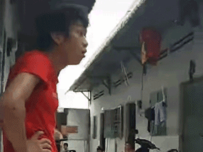 Chủ nhà hỏi tiền trọ, khách trợn mắt, chống nạnh quát ầm ĩ: Đã nói thiếu rồi mà đòi hoài vậy?