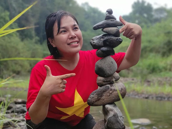 Đến hẹn sao kê, Giang Kim Cúc vẫn mất hút, còn 'trù ẻo' gia đình người khác: 'Nhà anh ai bị F0 nhớ inbox tôi'