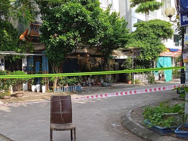 Hà Nội: Tạm phong tỏa khu nhà của 3 ca F0 cùng gia đình ở Hà Đông, lấy mẫu xét nghiệm người liên quan