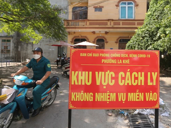 Hà Nội: F0 ho sốt tự mua thuốc uống, CDC đề nghị xử lý nghiêm nhà thuốc không báo cáo