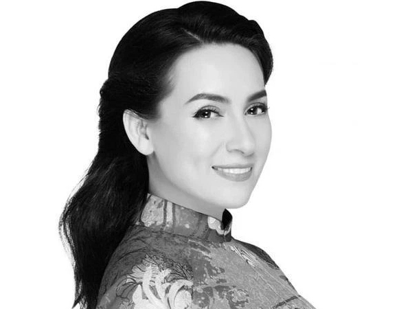 Xuất hiện thông tin thi hài Phi Nhung đã về Mỹ vào tối hôm qua, có cả số chuyến bay và đơn cam kết của NS Việt Hương?