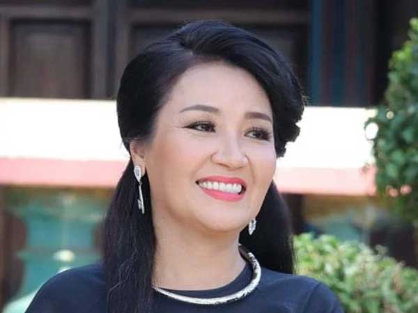 Ngân Quỳnh: Bỏ cải lương để giữ sinh mệnh cho con, 'bị ép' phải đổi nghệ danh