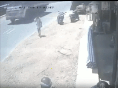 Video: Người đàn ông bàng hoàng sau khi 'tử thần' sượt qua trong gang tấc