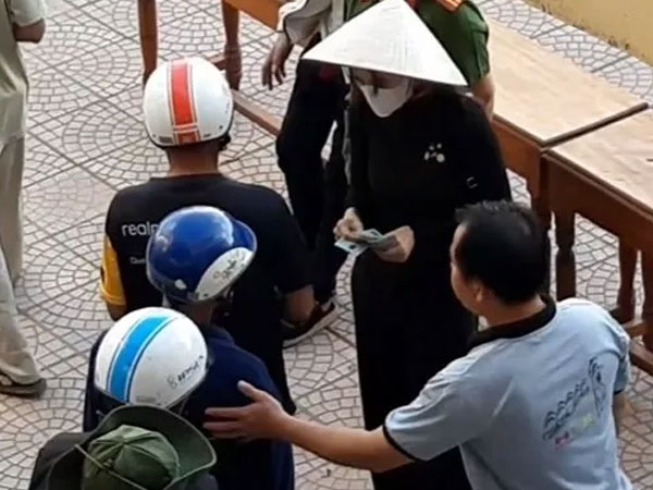 Thừa Thiên – Huế báo cáo việc từ thiện của ca sĩ Thủy Tiên lên Bộ Công an