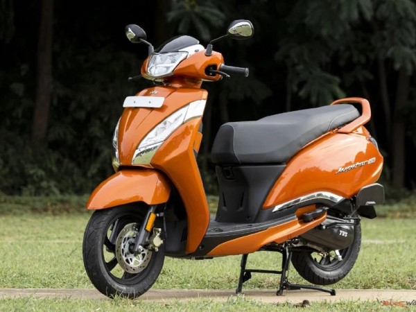 Xe tay ga giá 22 triệu đồng, bình xăng 5 lít, cốp rộng mênh mông, "chặt đẹp" Honda Vision