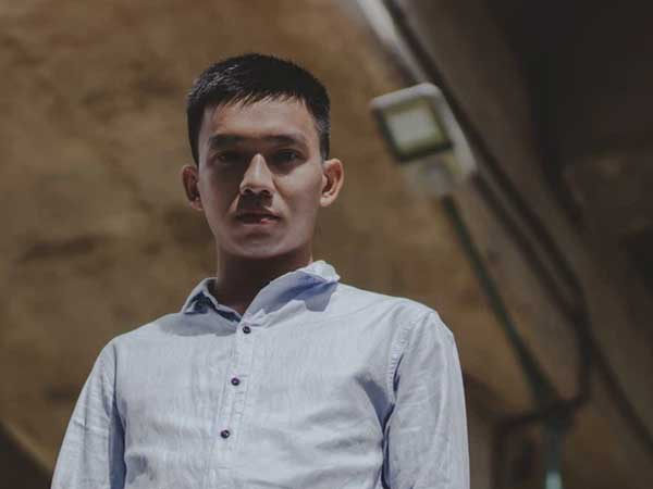 Mỗi tháng đưa vợ 30 triệu mà khi con ốm, nhà chẳng còn xu nào, tôi chất vấn thì cô ấy mở ngăn tủ để lộ thứ bên trong khiến tôi chết lặng