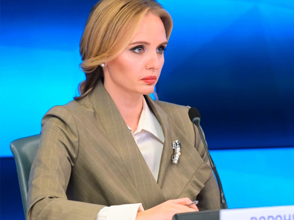 Cô con gái rượu được Putin giấu kỹ suốt 30 năm: Tài năng và nhan sắc đều vượt mặt ái nữ nhà Trump?