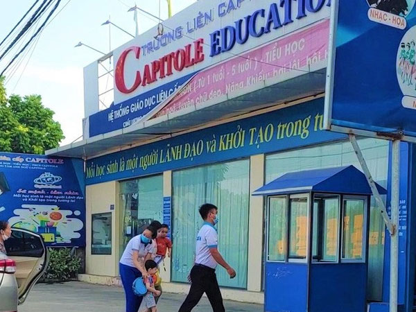 Trường học ở Hà Nội 'phá rào' đón học sinh đến trường bị phạt 60 triệu đồng